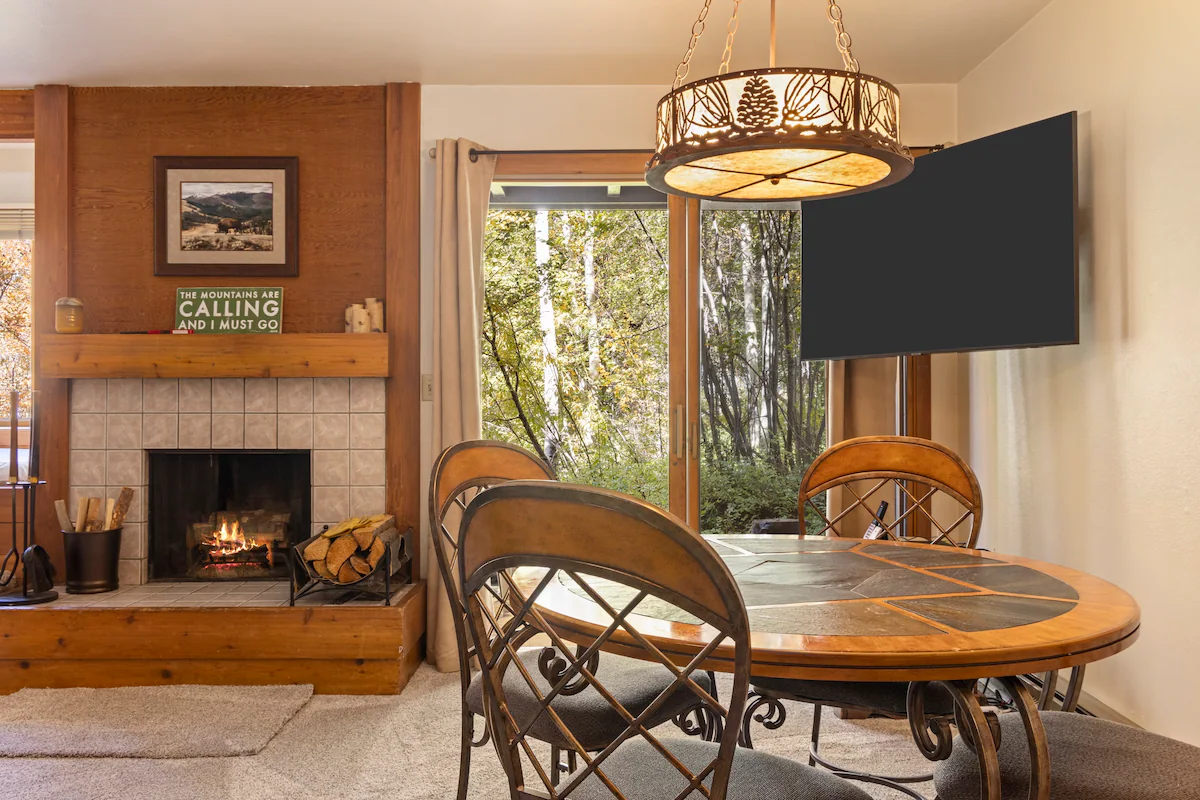 Outpost: Larkspur 1212 — photo 4