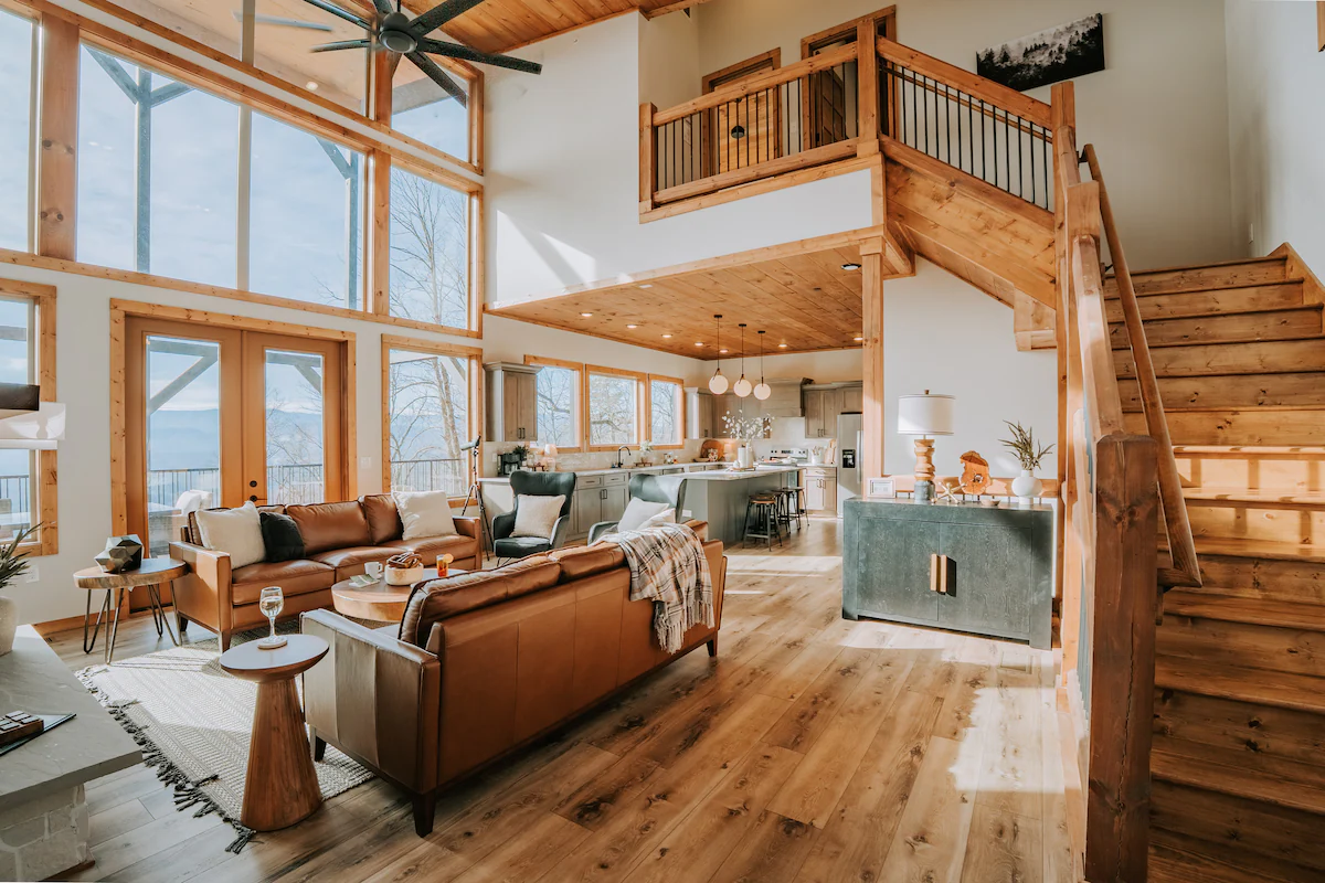 Indoor Pool • Mtn Views • Pickleball • Sleeps 20 — photo 4