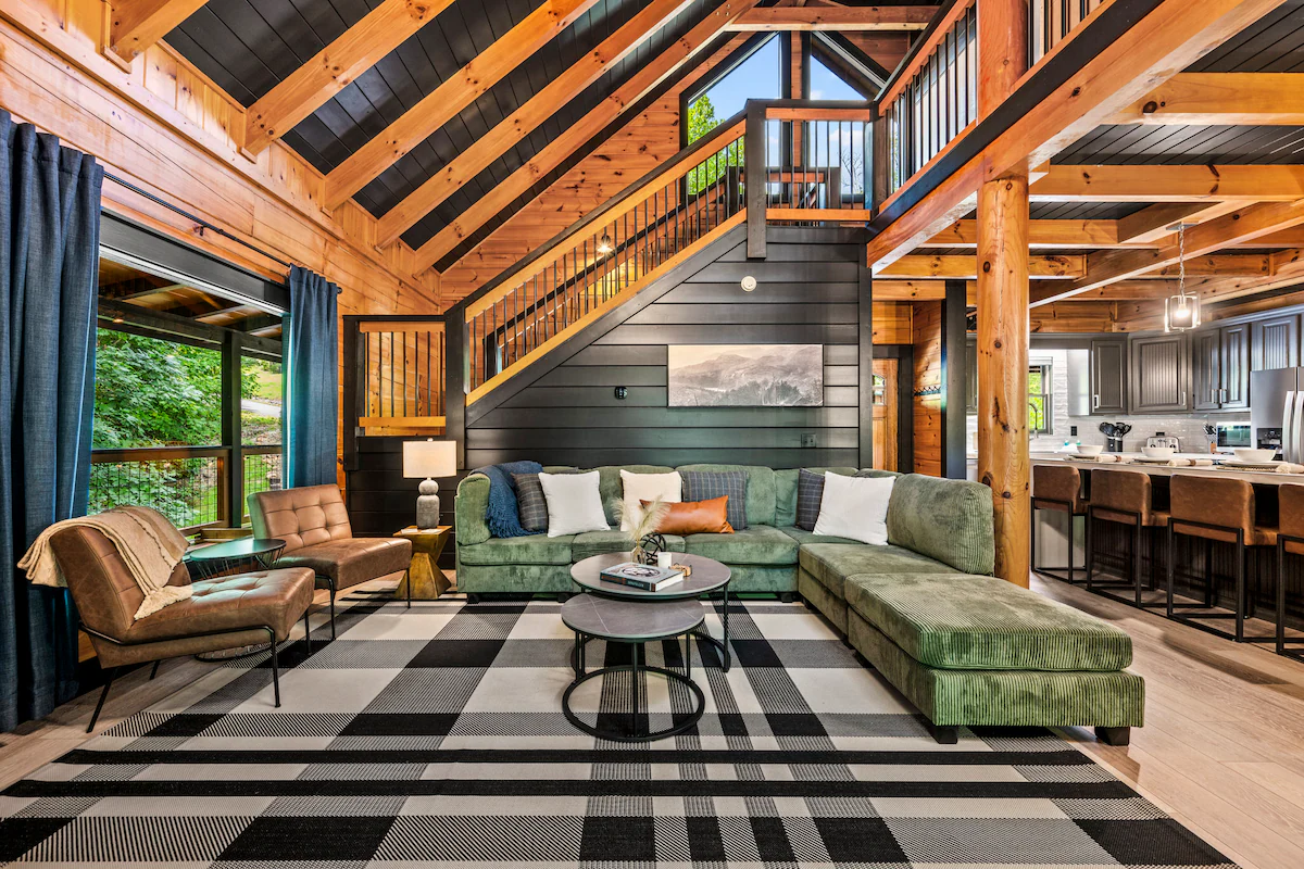 Smoky Mountain Luxe Cabin! Spa~Firepit~Games~Bunks — photo 2