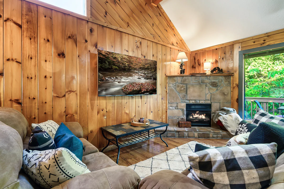 Fall Specials!Fire Pit!2 Kings! Hot Tub|Pool Table — photo 5