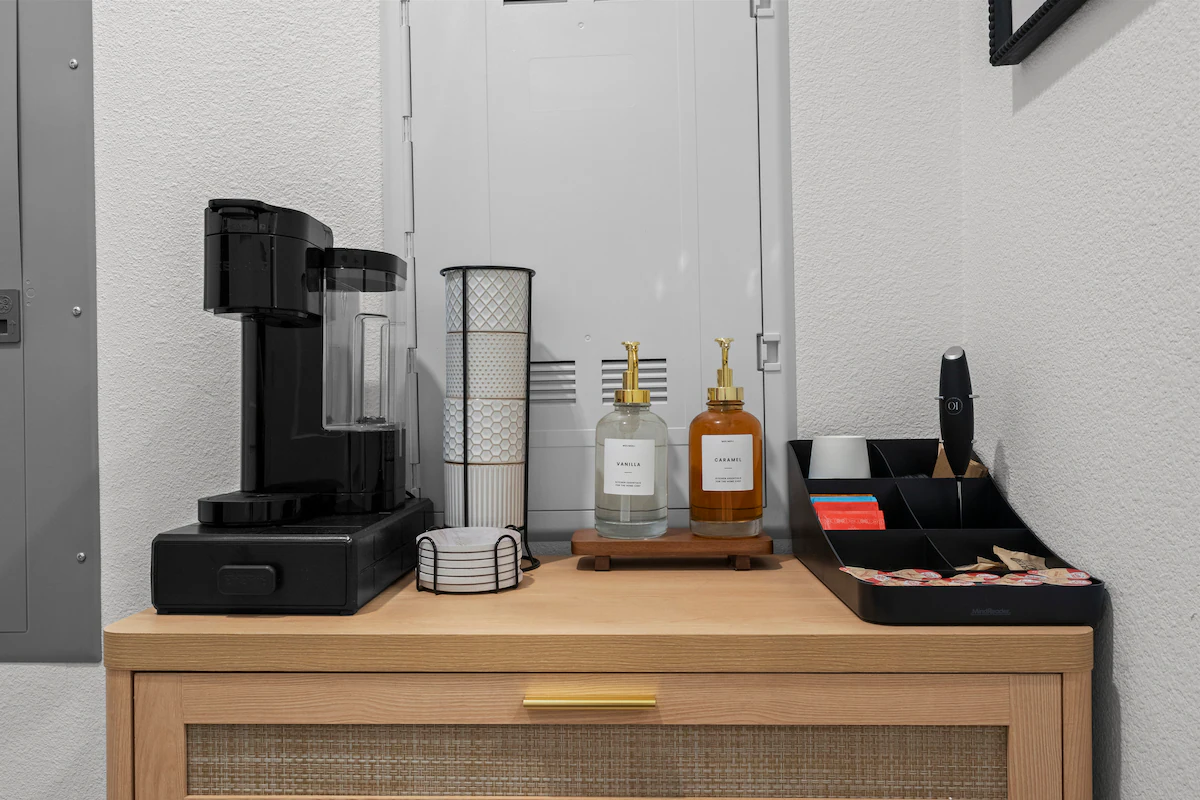 Luxury Studio Bishop Arts | Coffee Bar | 7 Min DT — photo 2