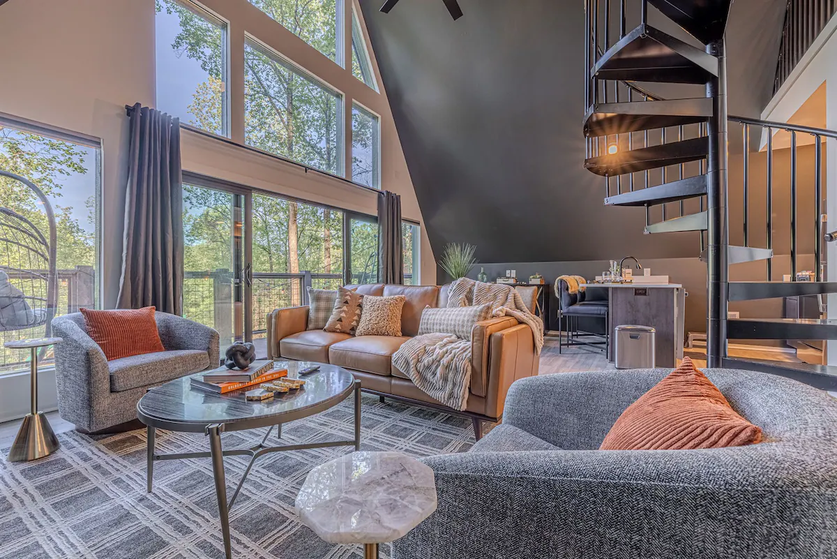 Luxury A-Frame | Hot Tub Near Gatlinburg — photo 3