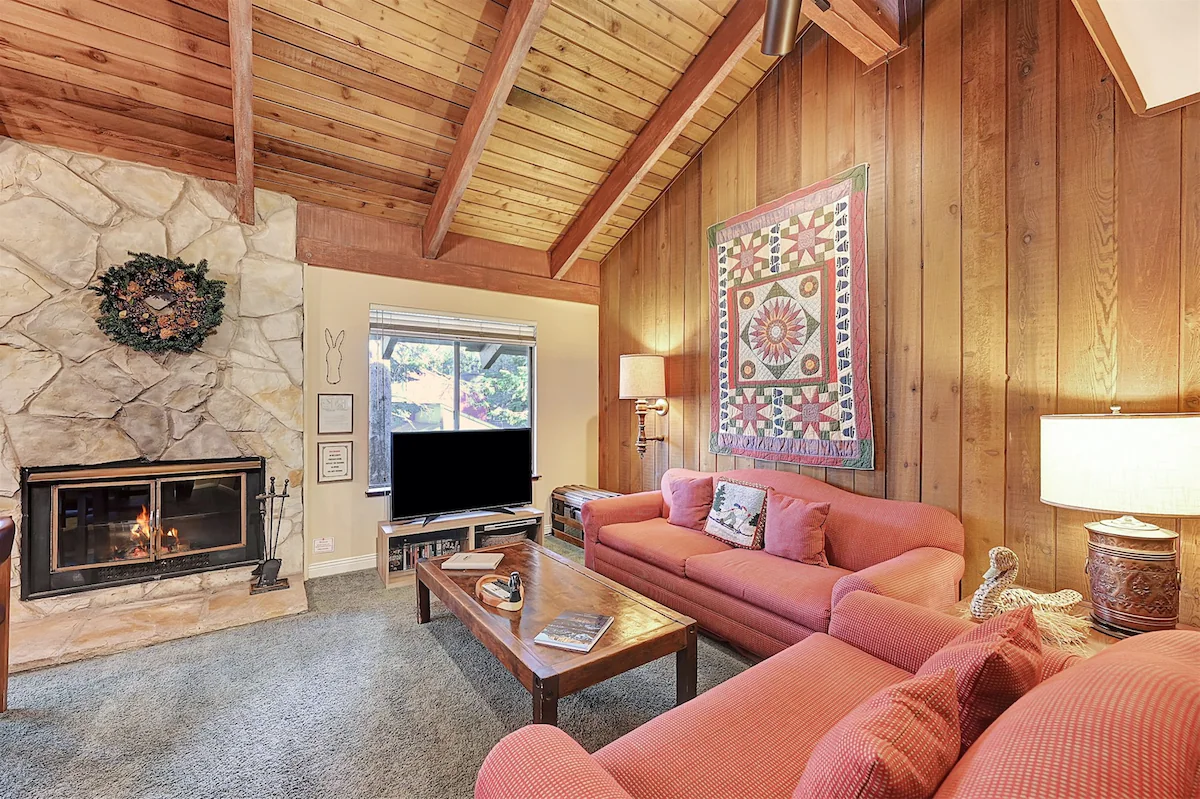 Sunshine Village 168: Spacious, Centrally Located — photo 2