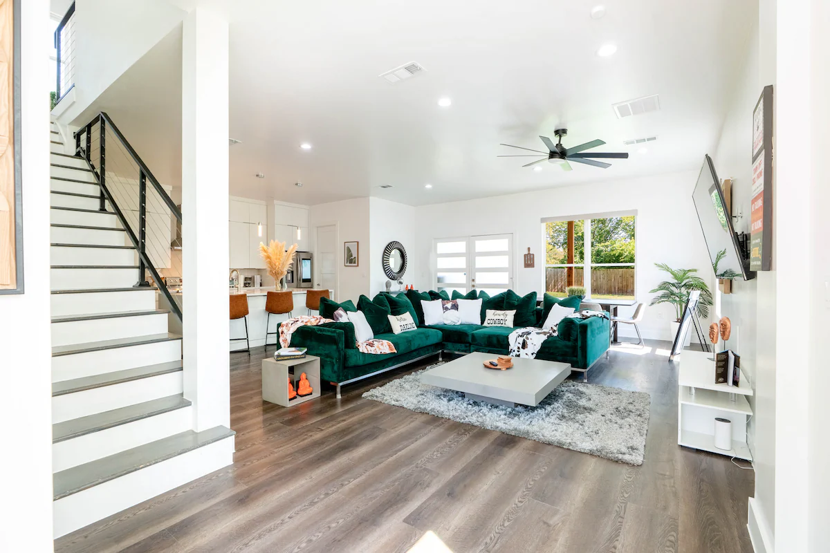 Luxe Dallas Home | Rooftop + Game Room Fun — photo 3