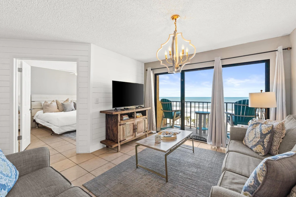 Summerhouse 504A - Beachfront + Free Beach Chairs! — photo 3