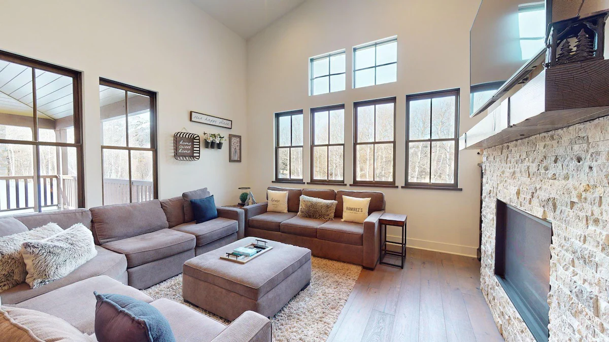 Snowcreek Resort Vacation Rental 1537 — photo 2