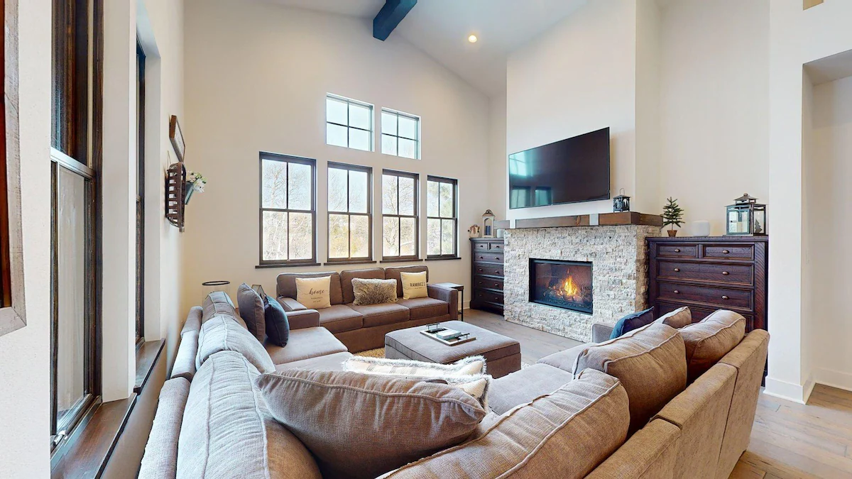 Snowcreek Resort Vacation Rental 1537 — photo 3