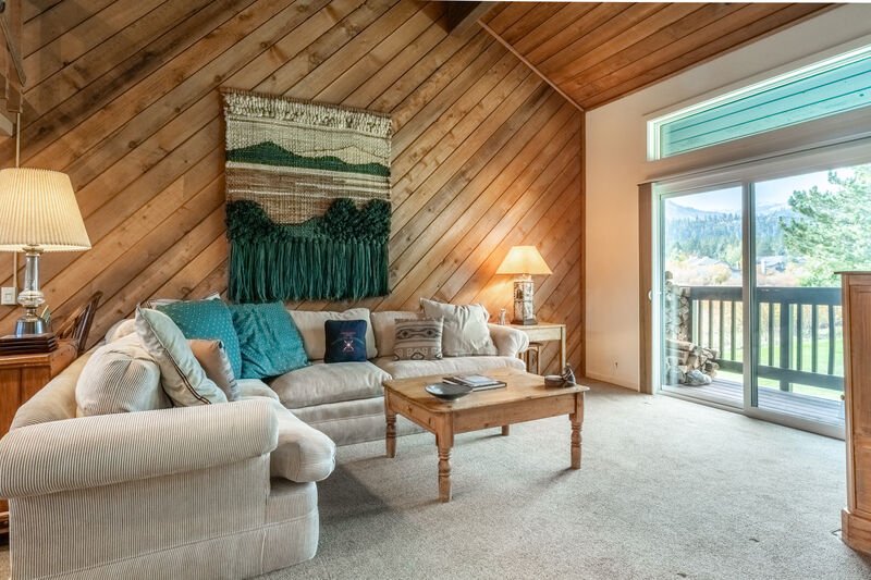 Mammoth Five Star Lodging: Snowcreek #416 Phase III in Meadow Area/ Snowcreek Condos/Townhomes — photo 4