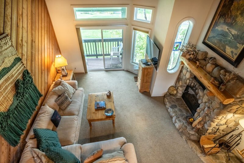 Mammoth Five Star Lodging: Snowcreek #416 Phase III in Meadow Area/ Snowcreek Condos/Townhomes — photo 5