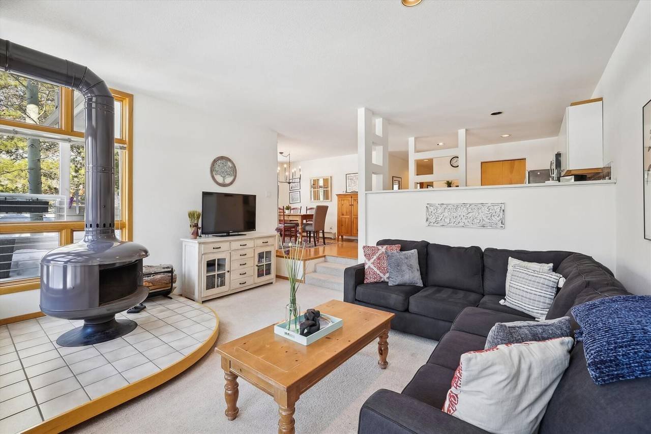 River Glen 107C — photo 3