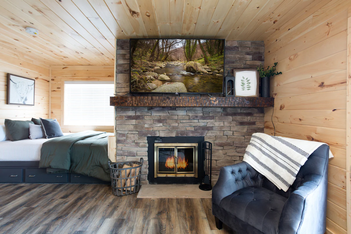 Extraordinary Mountain Views/Indoor Pool & Hot Tub — photo 3