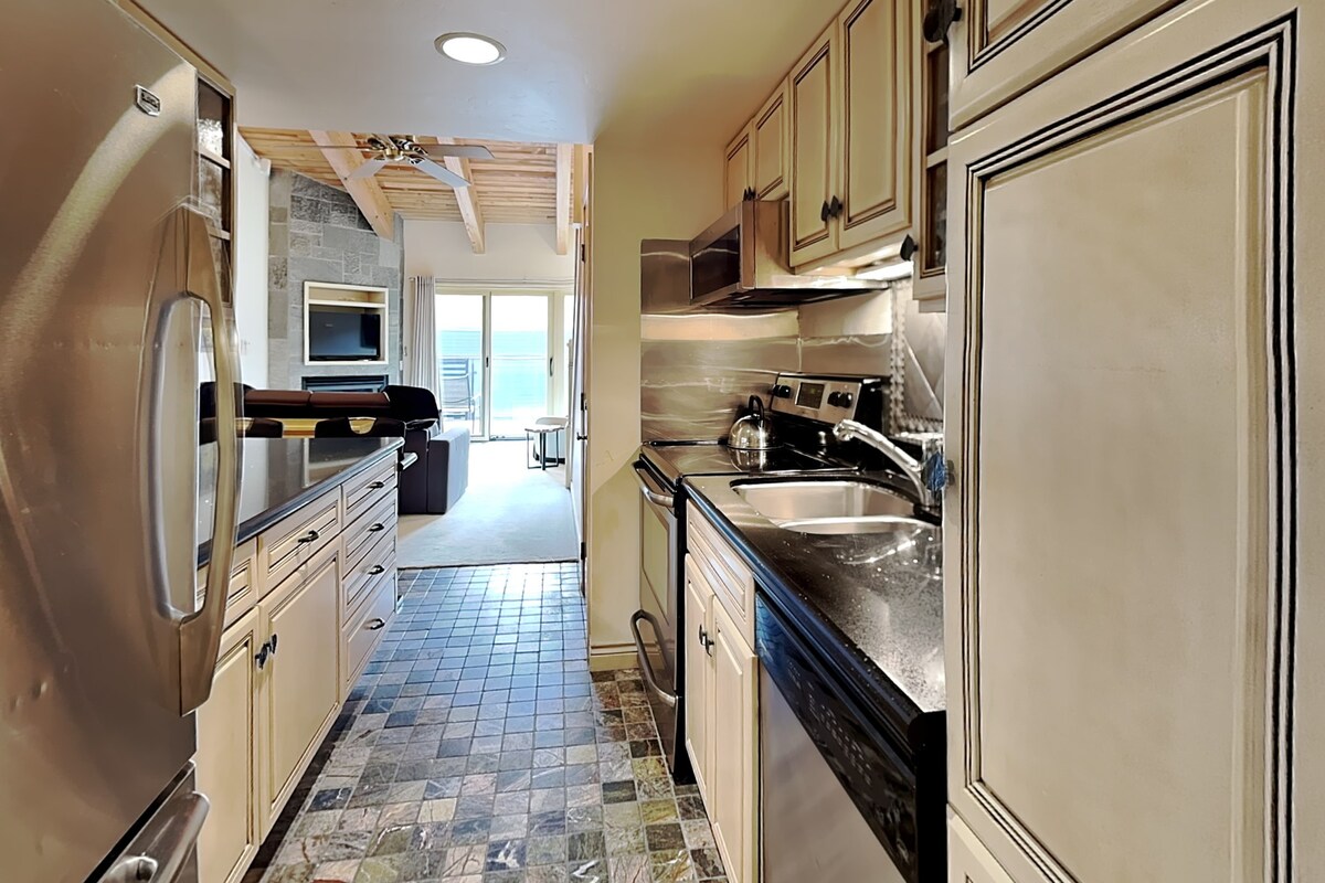 Timberline 305 Studio Loft Standard — photo 4