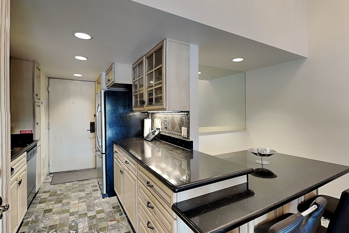 Timberline 305 Studio Loft Standard — photo 5