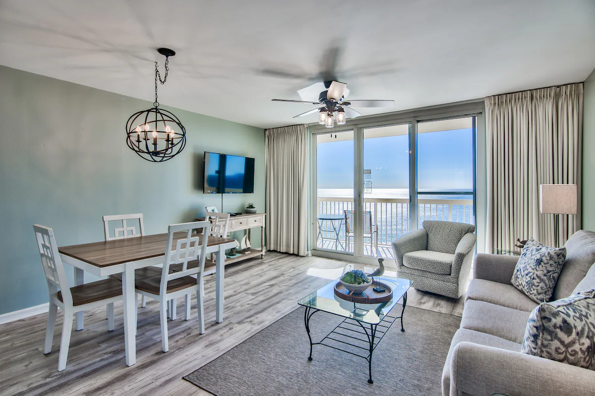 The Merry Whale on The Emerald Coast — photo 2