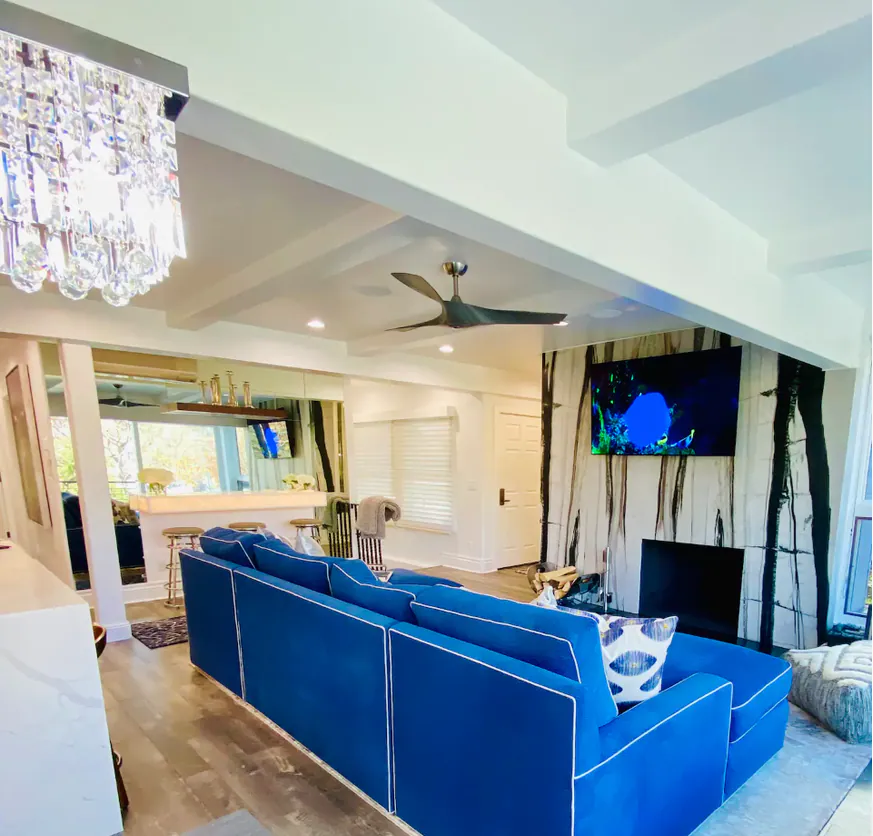New Luxury 4bdrm/4.5ba Condo! — photo 2