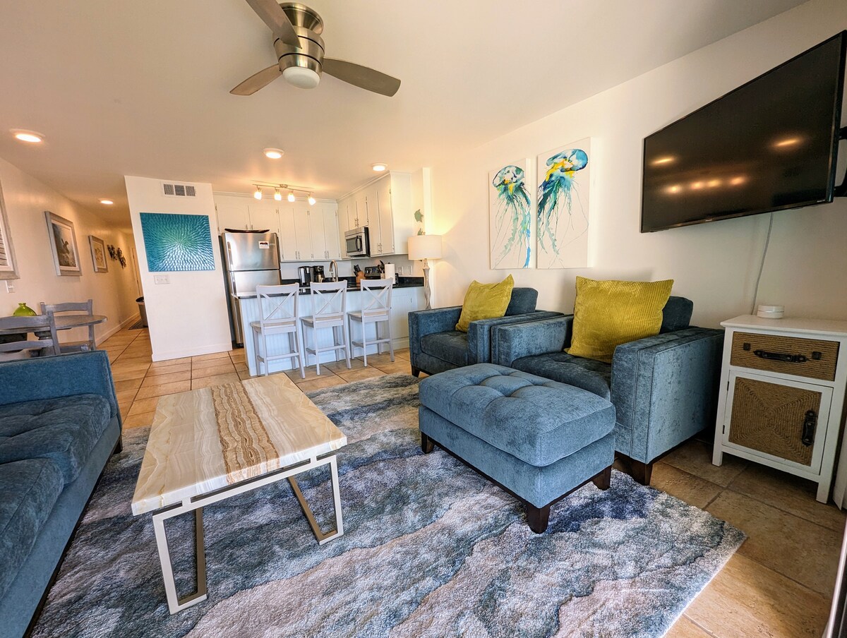 Oceanfront Paradise - Beach at your backdoor!! — photo 4