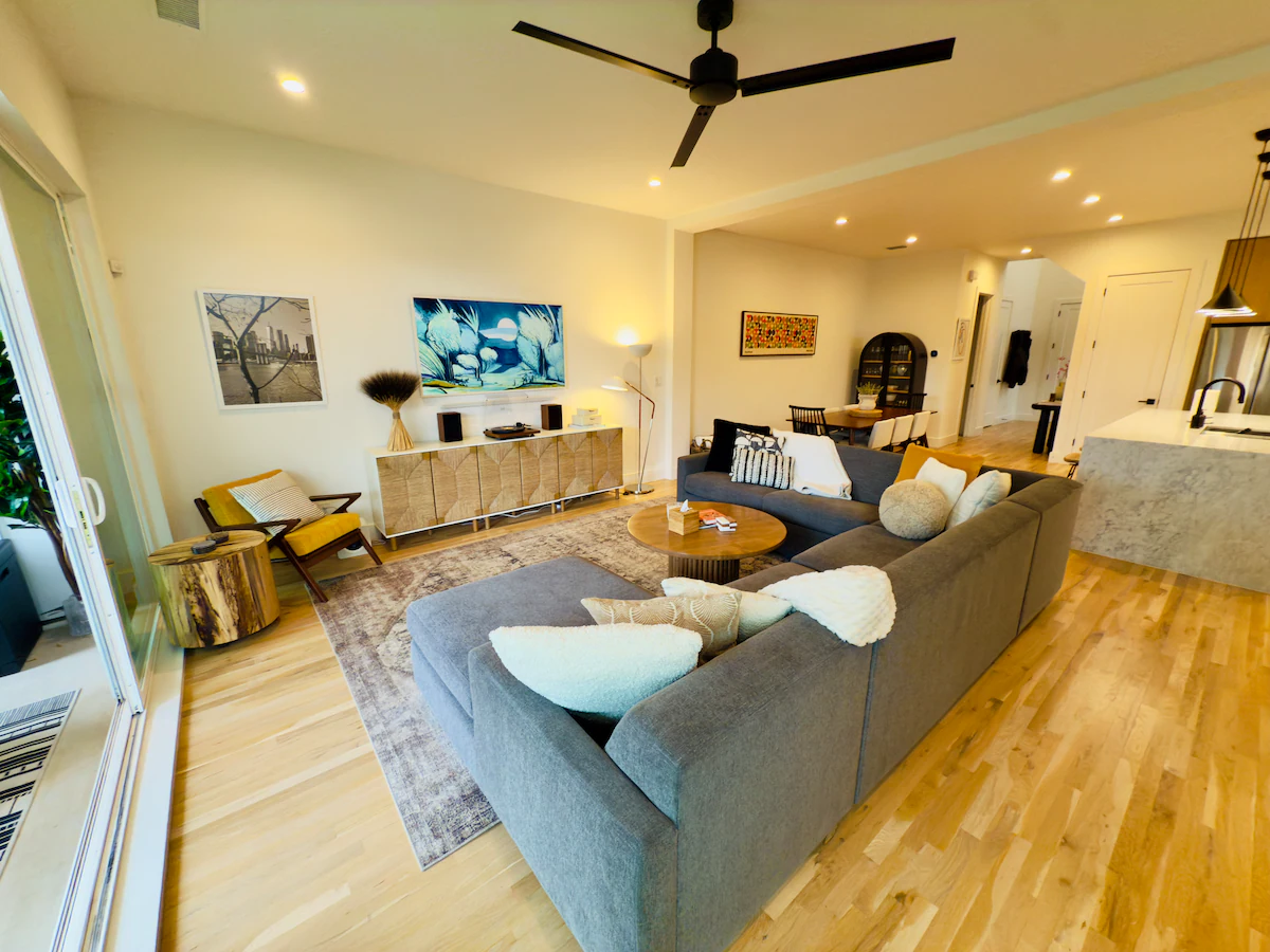 Central Dallas+King Suites+Covered Patio+Yard — photo 5