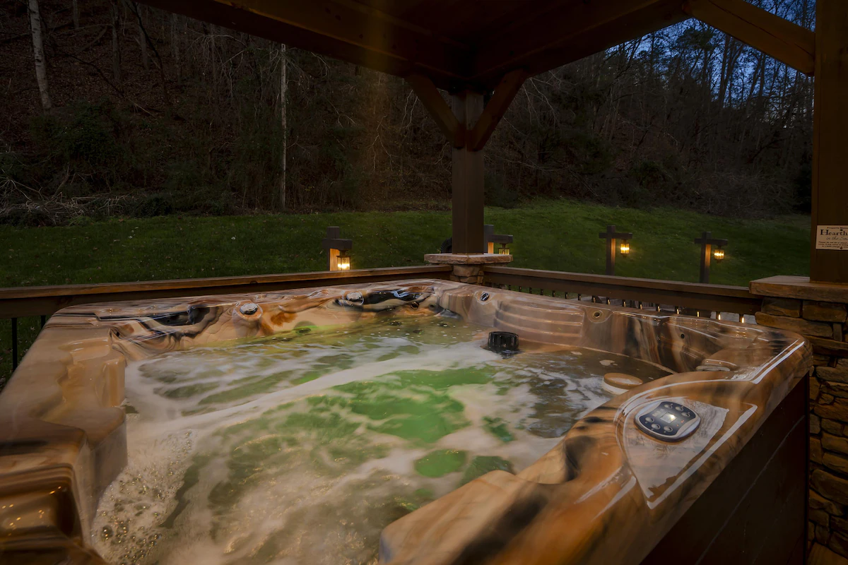 CherokeeLodge:Location*Game*Wifi*HotTub*FirePit — photo 3