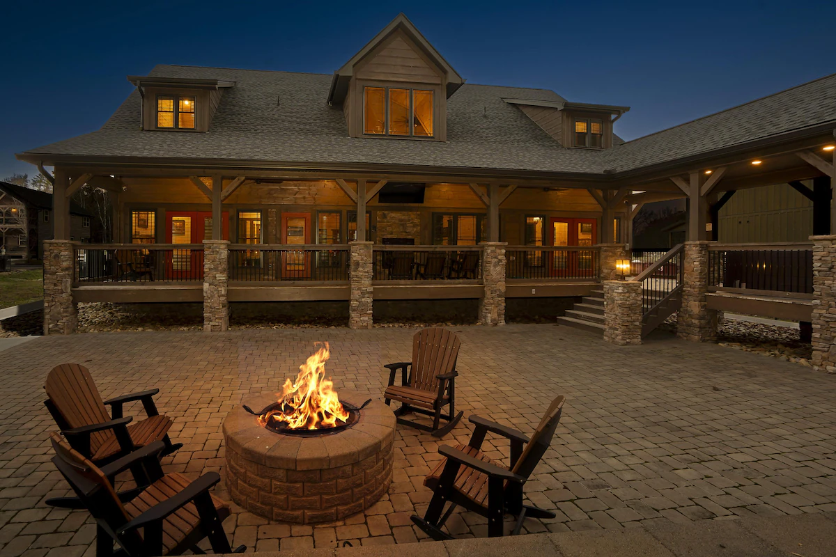 CherokeeLodge:Location*Game*Wifi*HotTub*FirePit — photo 4