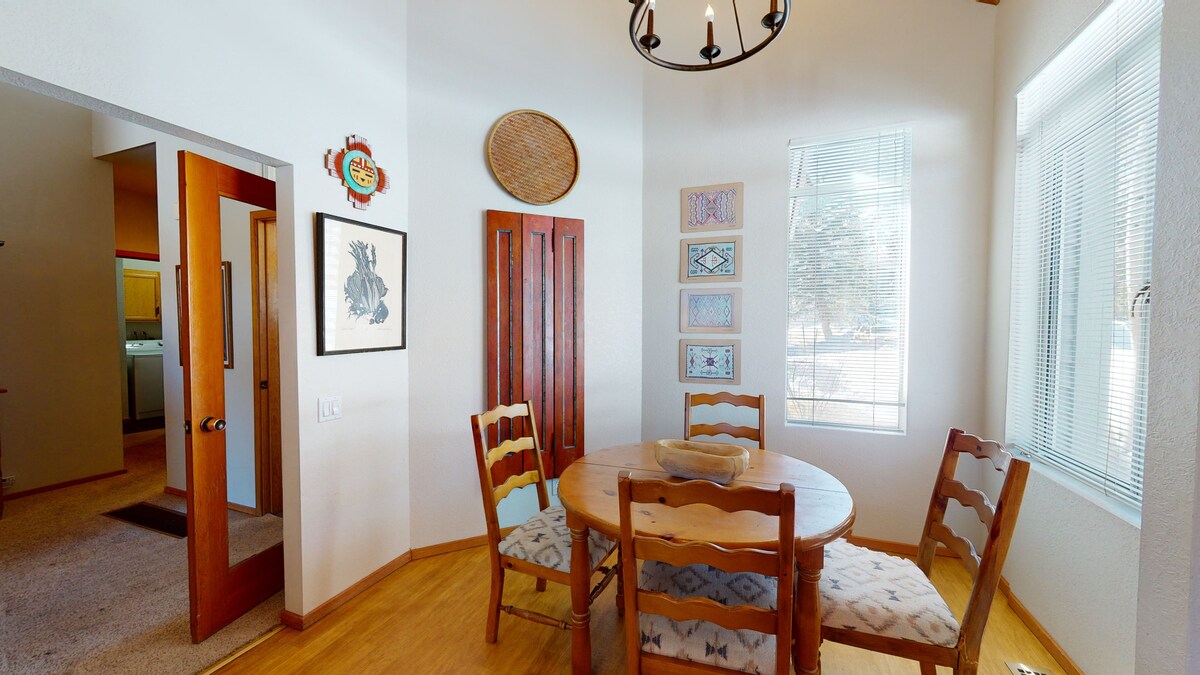 Snowcreek Resort Vacation Rental 504 — photo 5
