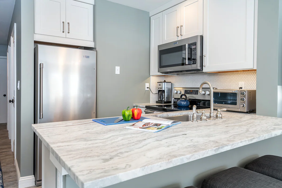 Stylish condo w/ a sublime downtown location — photo 5