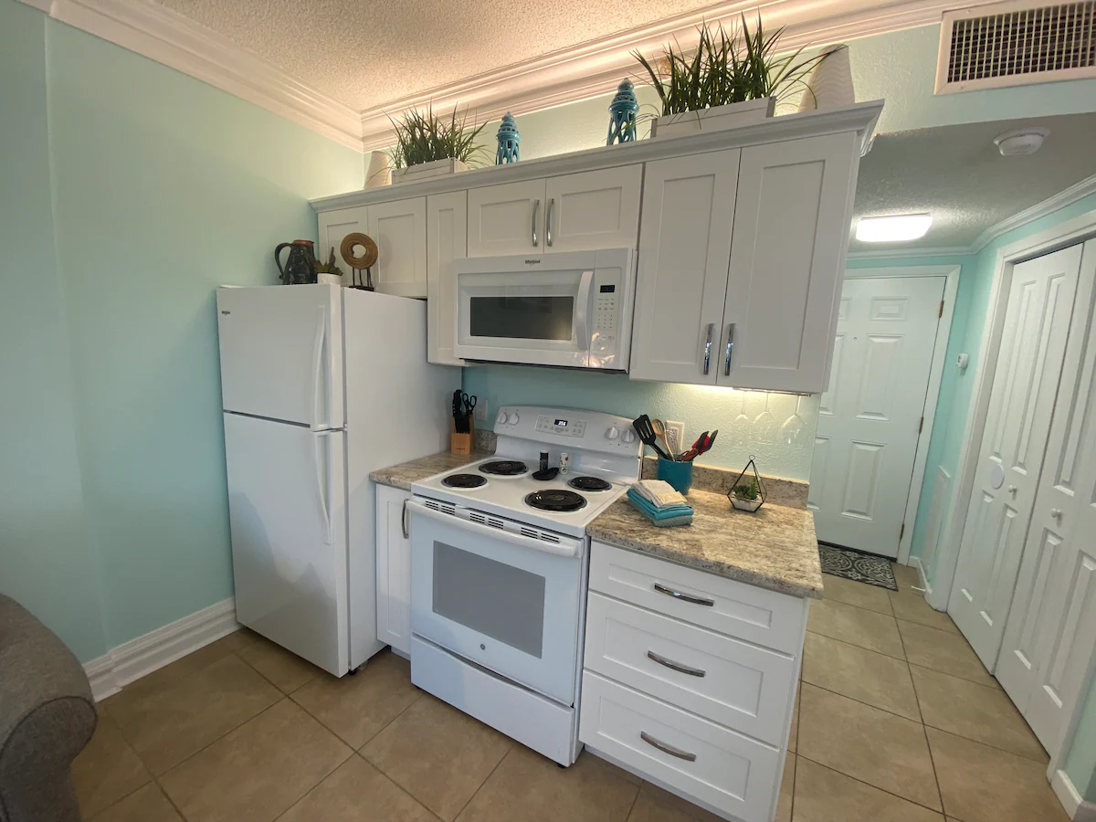 B103 Coastal Connection at Pirates Bay — photo 3