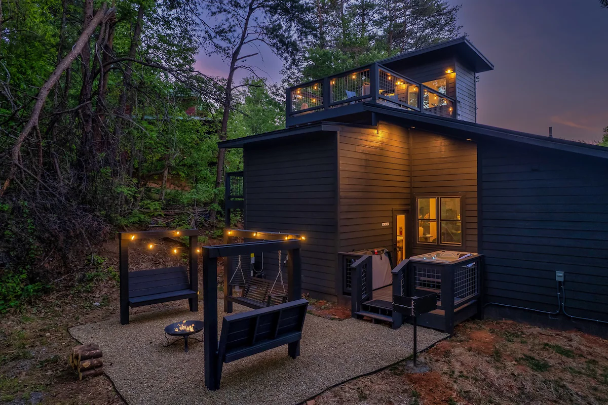 Twilight Terrace Romantic Couples Retreat Hot Tub — photo 5