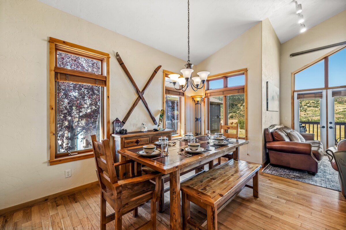 Modern 3BR Townhouse with Beautiful Views 1087 — photo 5