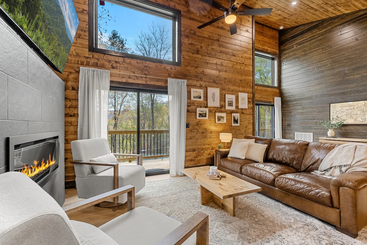 Autumn Escape • Hot Tub • Fireplace — photo 3