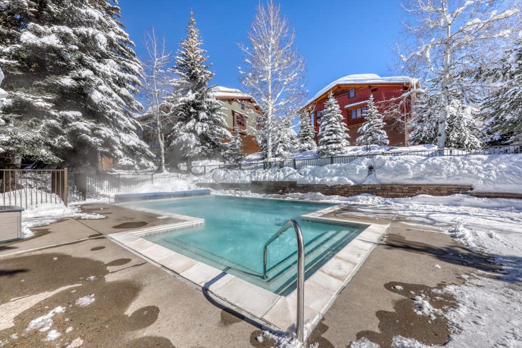 Lodge at Steamboat B305 | pool/hot tub & W/D — photo 2