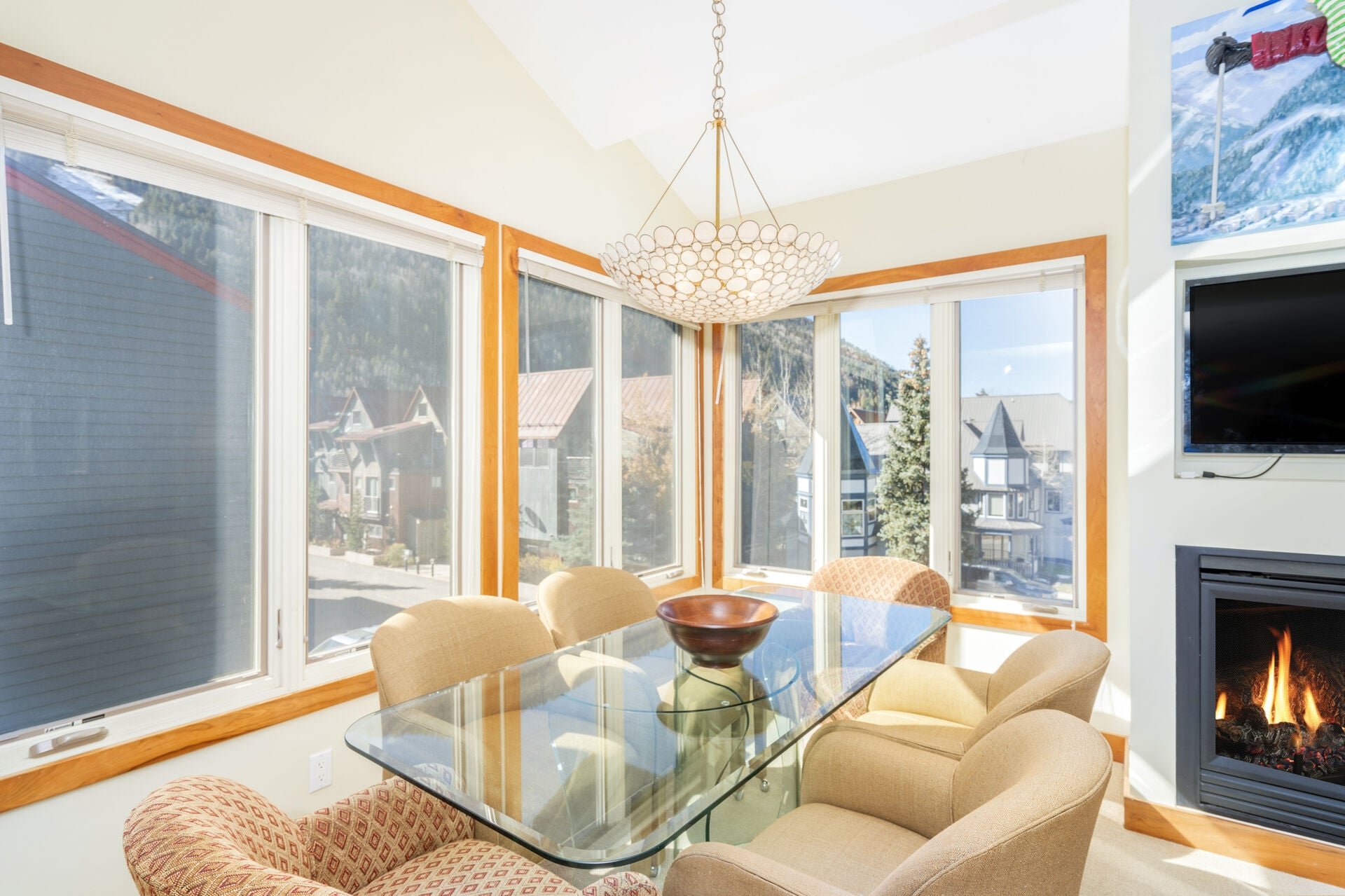 A True Telluride Lodge Treasure — photo 5