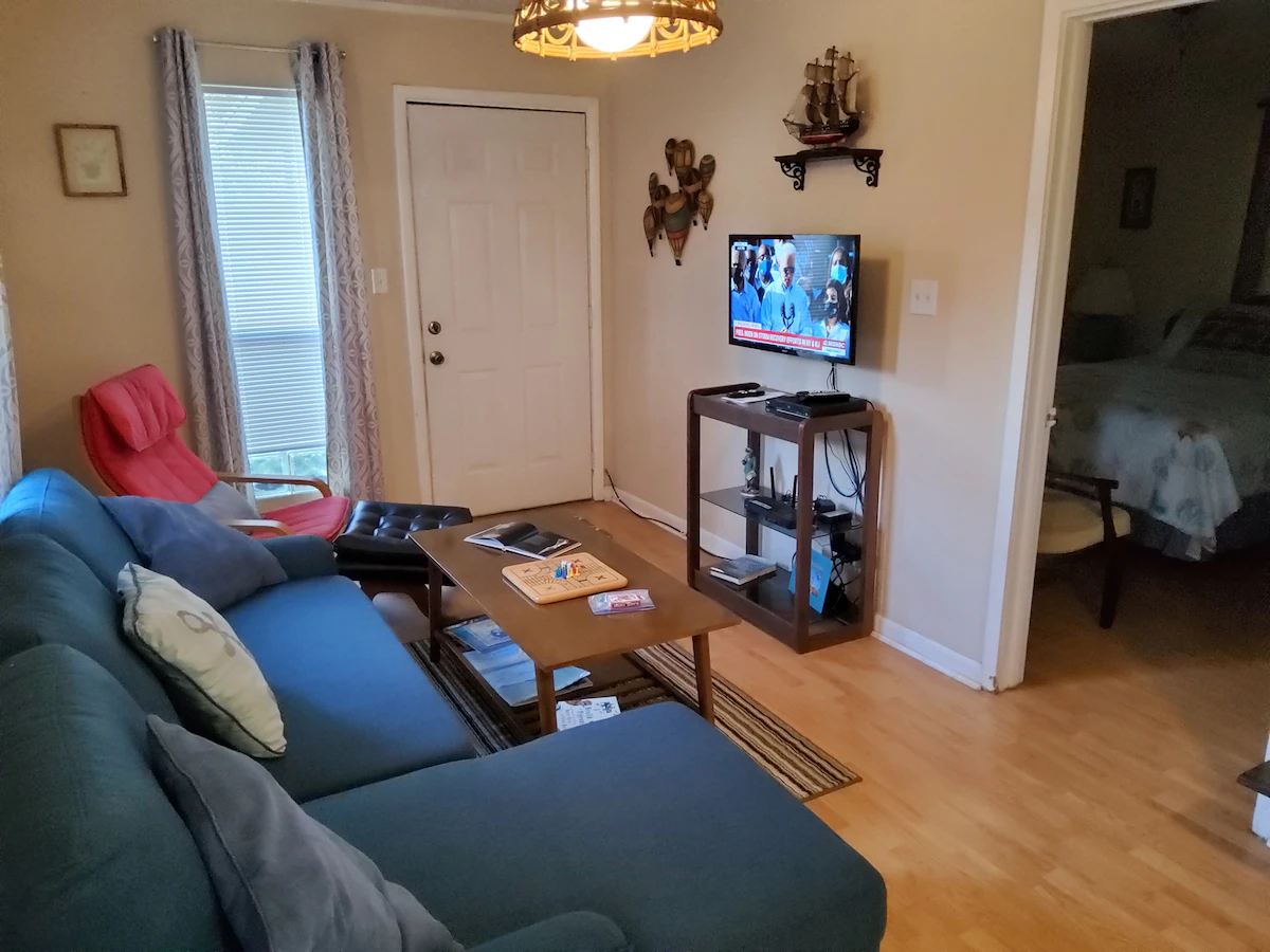 Safe Harbor Cottage on Santa Rosa Sound - Pets ok! — photo 4