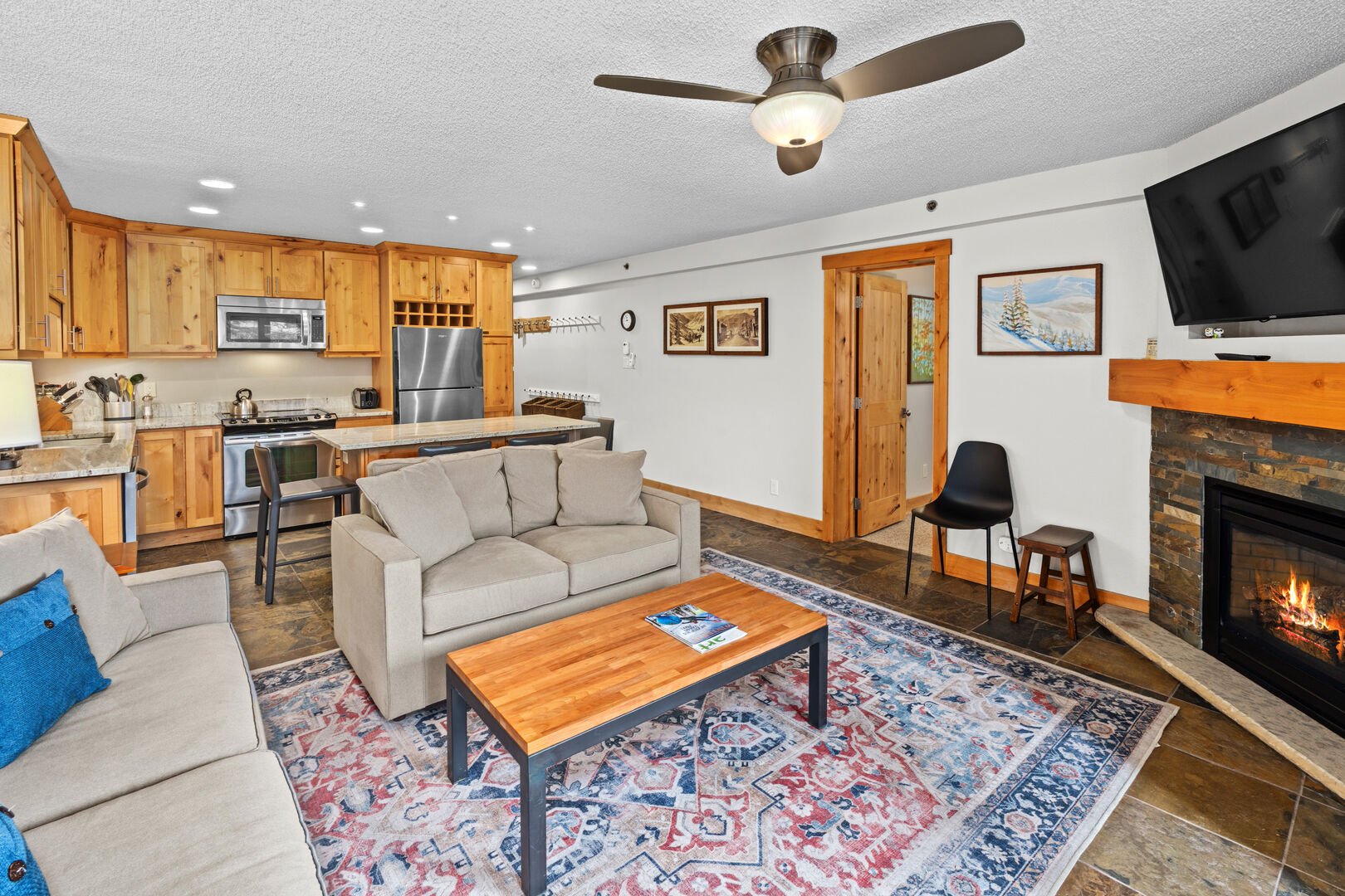 Crestwood 3109 Deluxe 2 Bedroom — photo 3