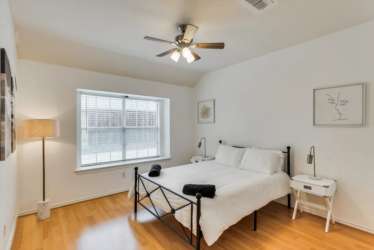 Pool + Game & Cinema Rooms 5BR Near DFW — photo 2