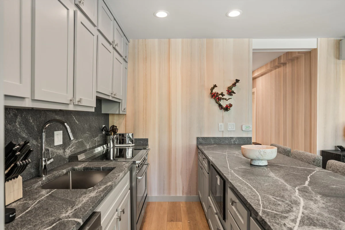 Durant Unit D4 | Spacious, Modern Condo with Great — photo 5