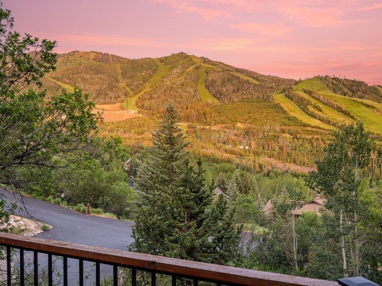 Glacier Lodge - East - Steamboat Springs Rental — photo 5