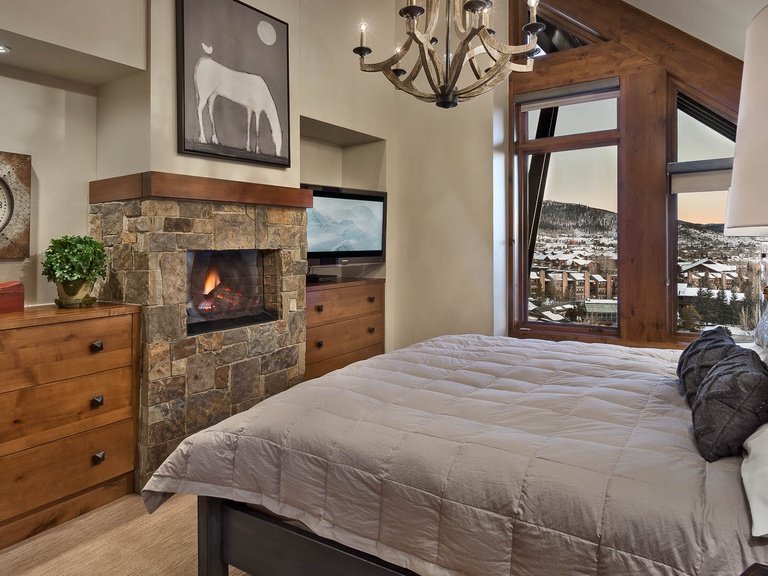 One Steamboat Place #616: Diamond Peak Penthouse - Steamboat Springs Rental — photo 5