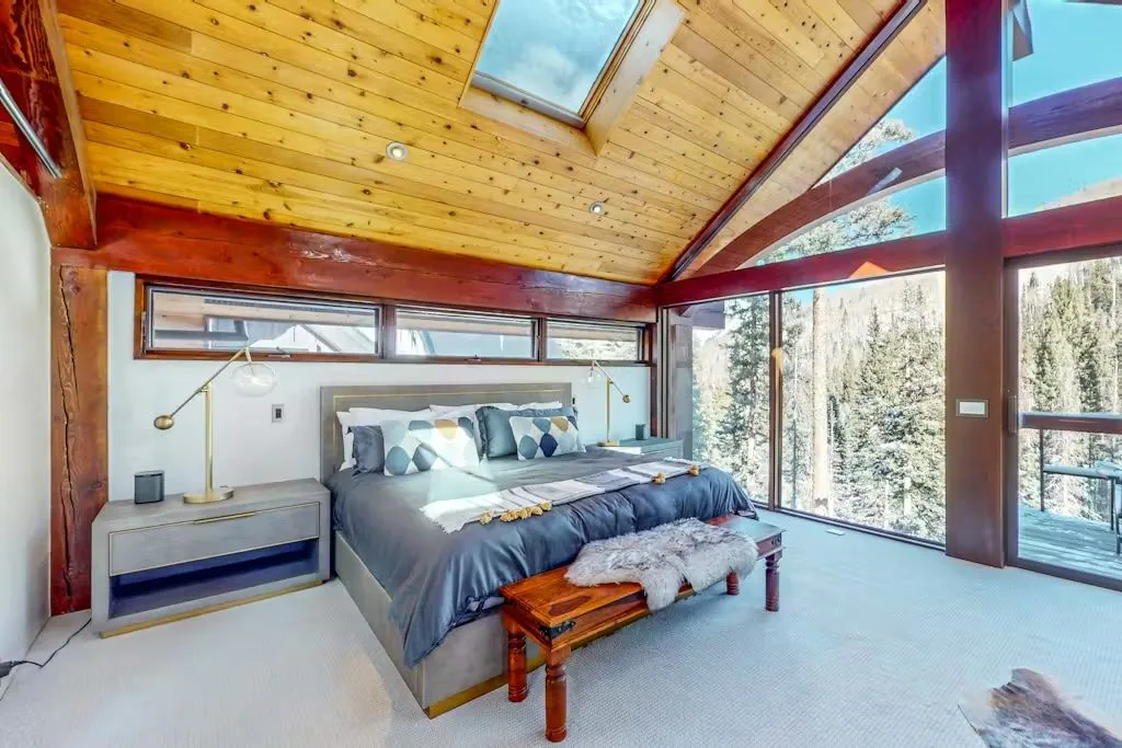 Mtn. Haus - Hot tub, In-law suite, Nursery, Views! — photo 3