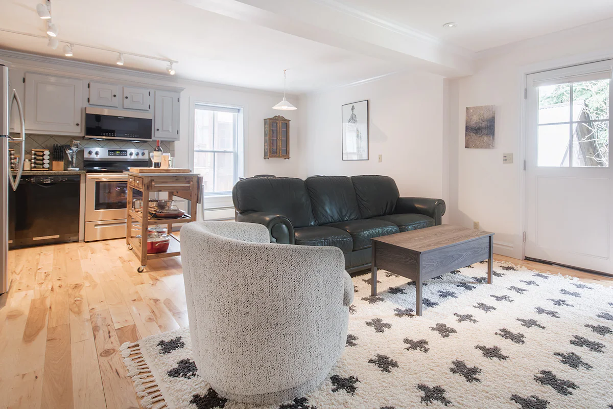Ore Station Eight: High End-High Alpine w/ Hot Tub — photo 2