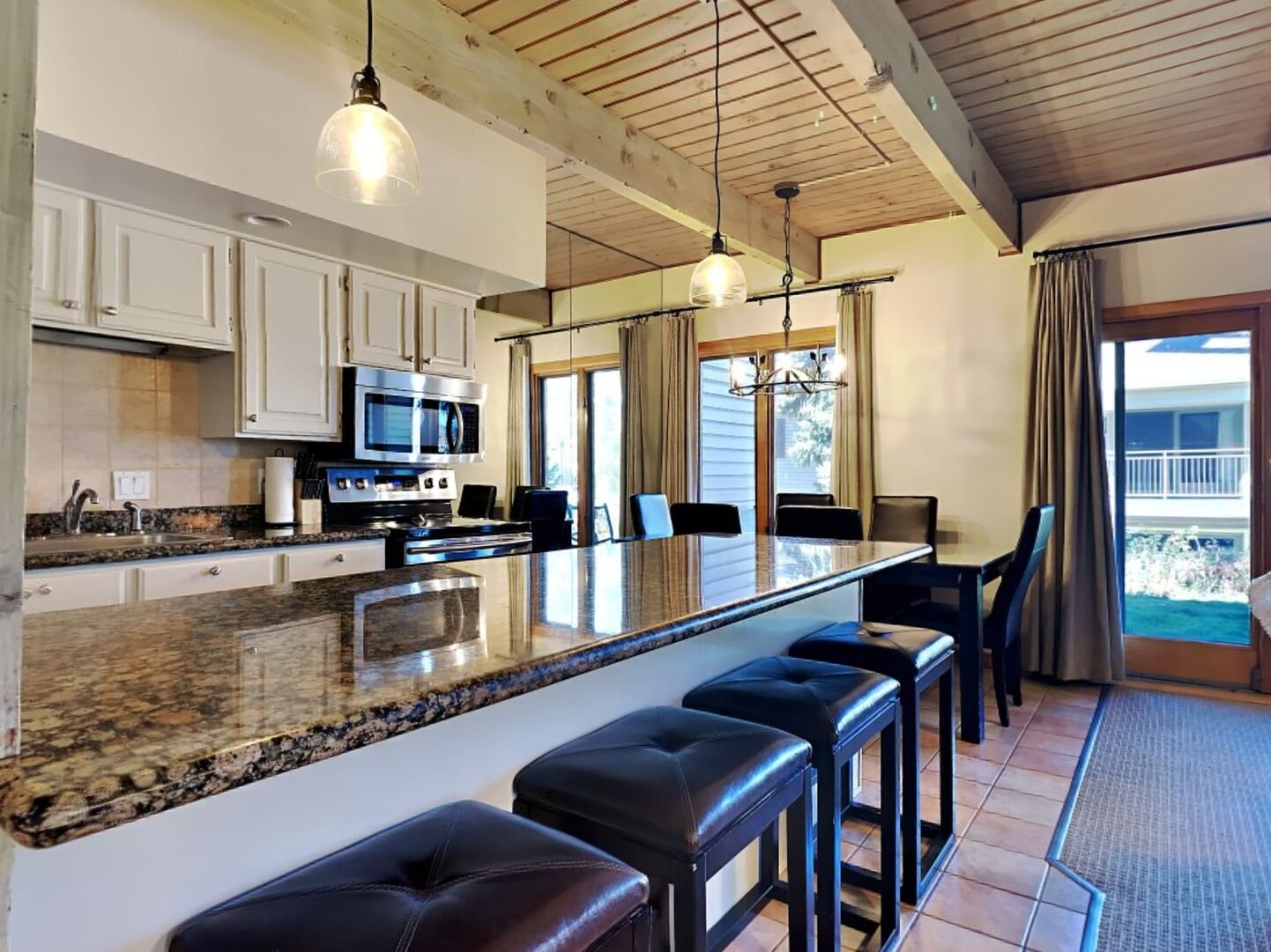 Timberline C1A Deluxe 3 Bedroom — photo 4