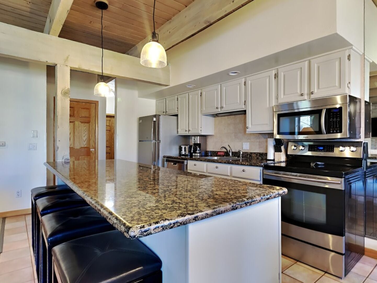 Timberline C1A Deluxe 3 Bedroom — photo 5