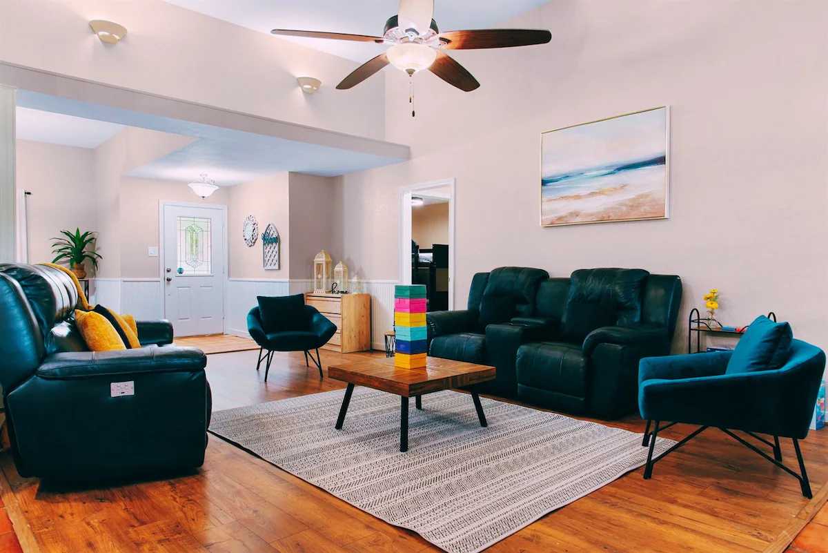 Peaceful Dallas Retreat | Pool, Hot Tub, Games — photo 4