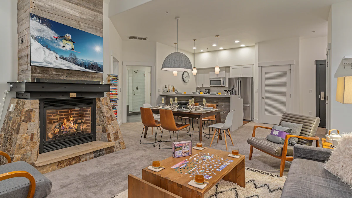 Slopeside Residence at One Ski Hill Place — photo 2