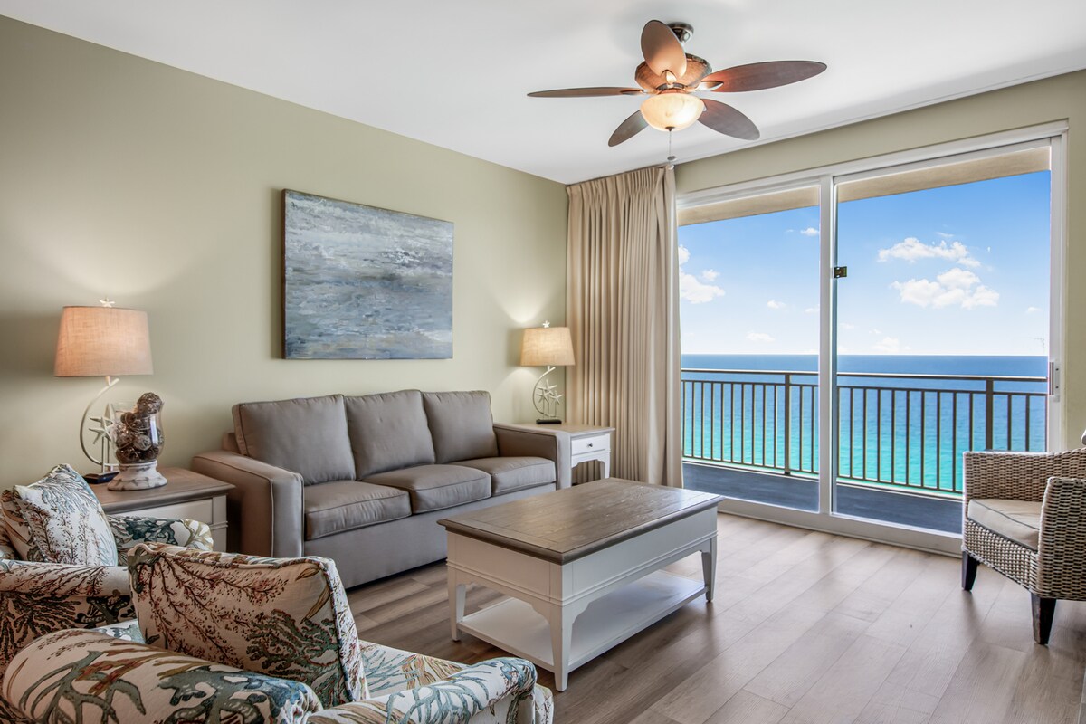 2 Oceanfront Masters + Bunk, Sleeps 10, PCB