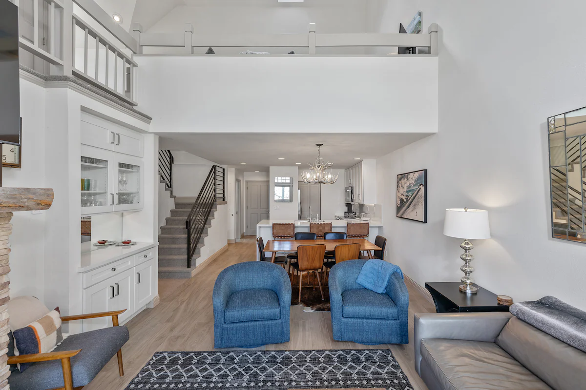 Ski In/Ski Out Sunset Luxury: Etta Place Too 115 — photo 3