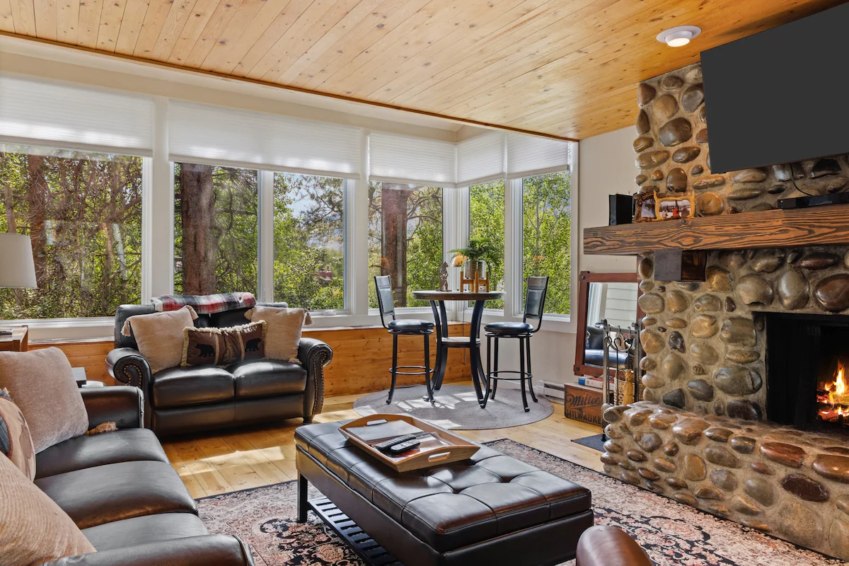 Outpost: Yampa 2424 - Aspens Location! — photo 2