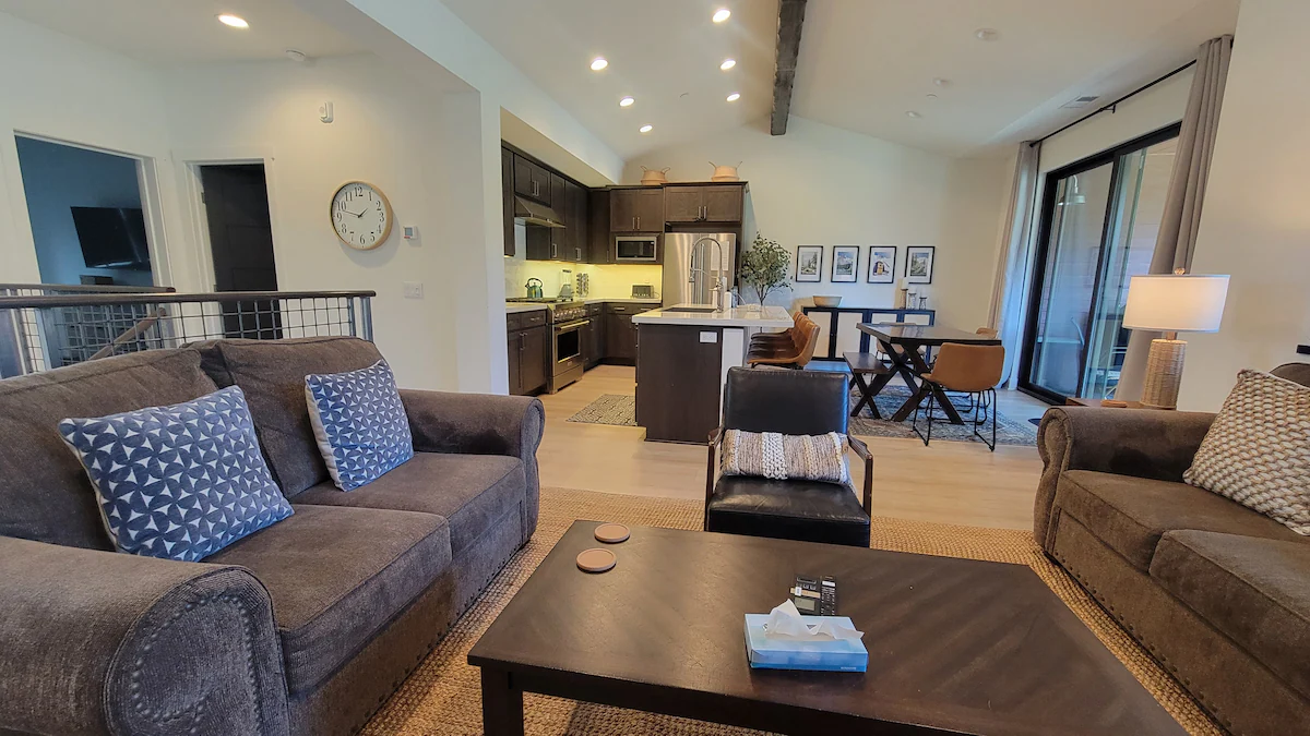 Snowcreek Resort Vacation Rental 1392 — photo 3