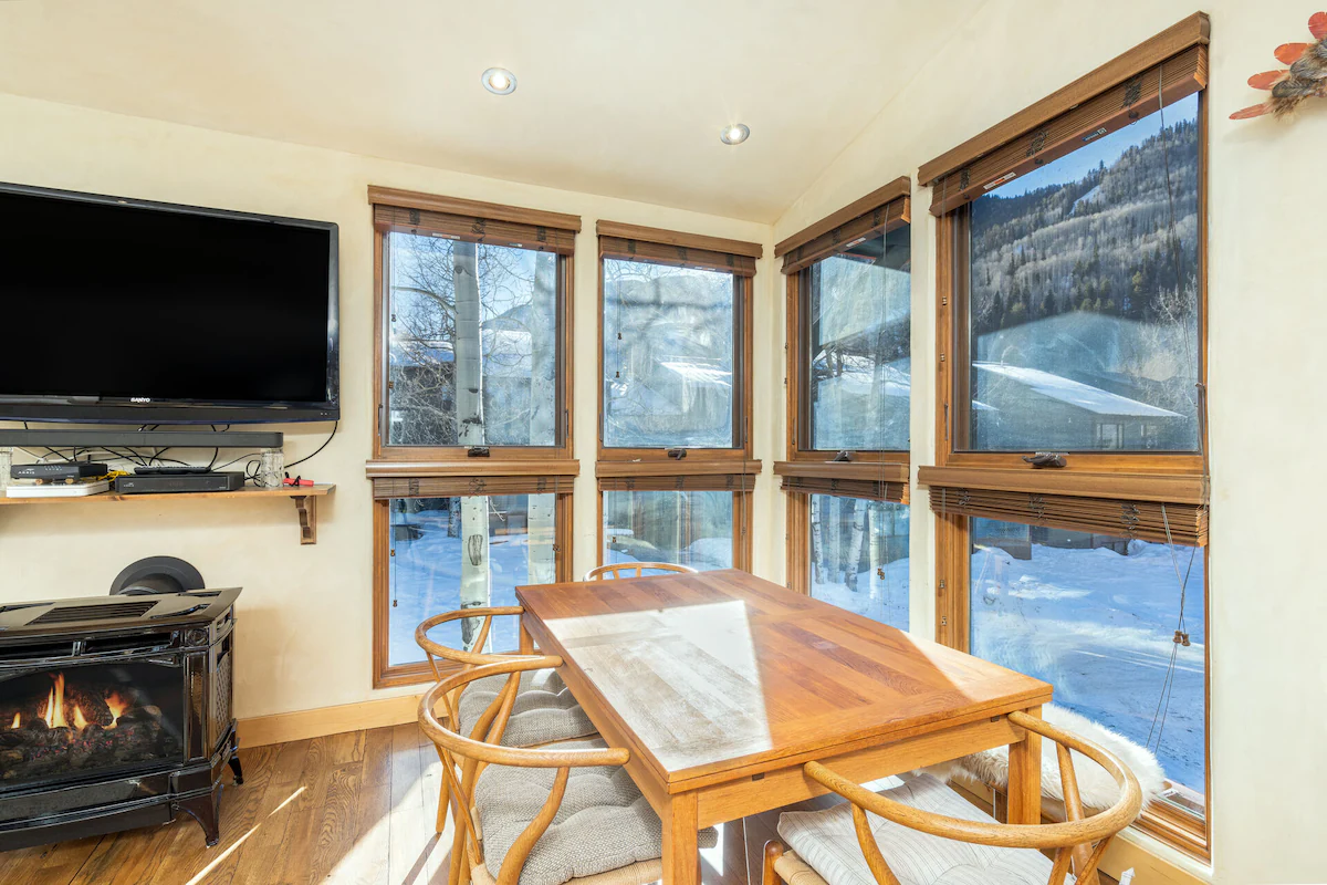 Spacious 3-bedroom Telluride Lodge #423 — photo 2