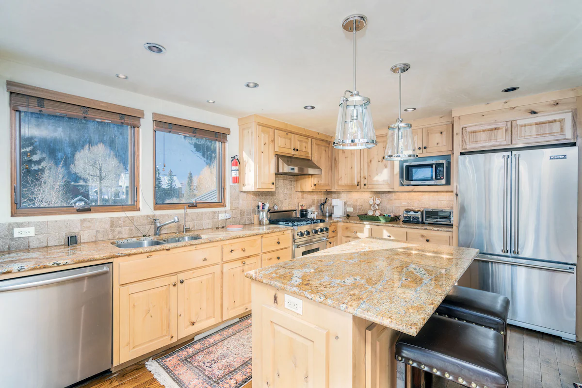 Spacious 3-bedroom Telluride Lodge #423 — photo 3