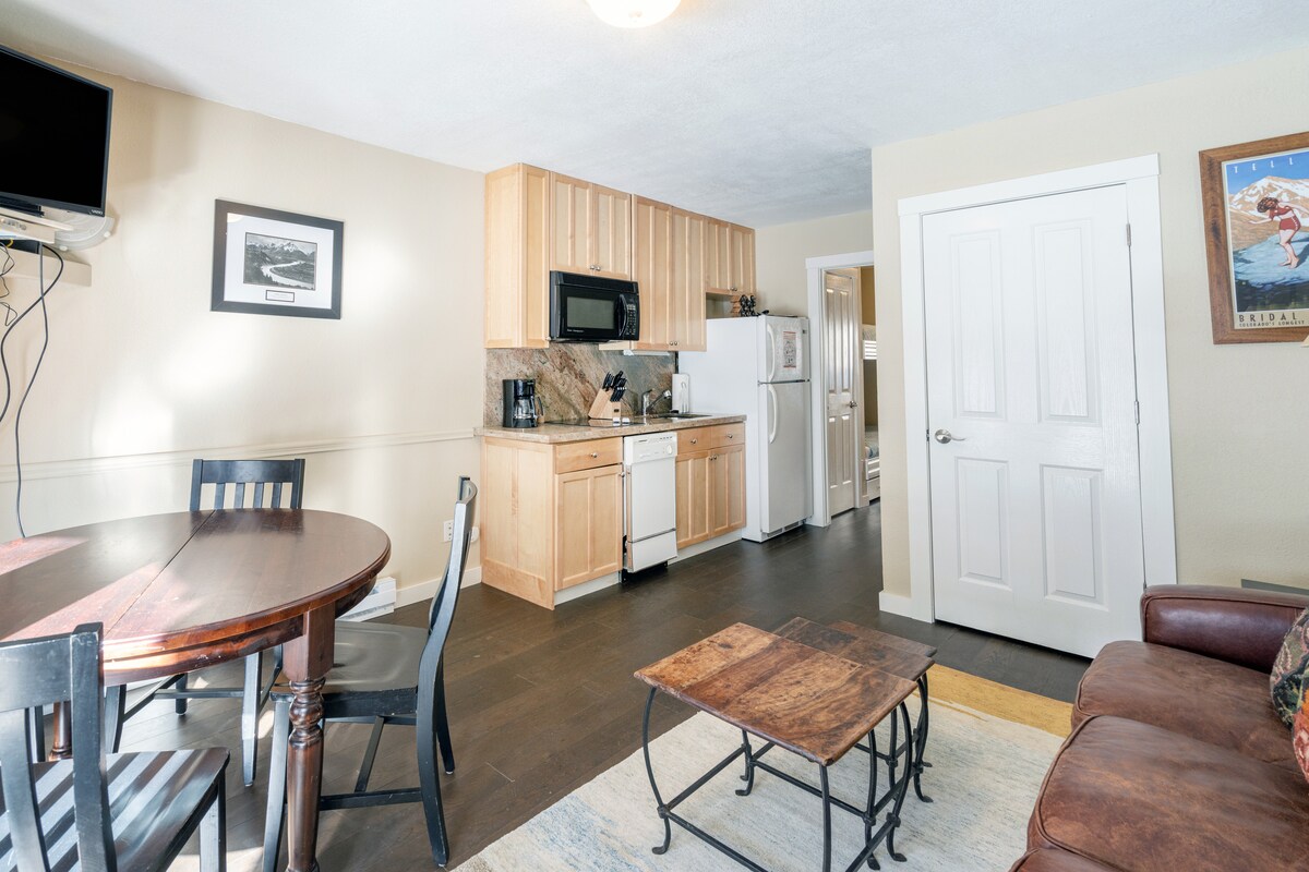 Viking Lodge 117 | Ski Home, Close to Downtown — photo 3